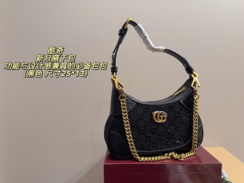 GUCCI HE8222