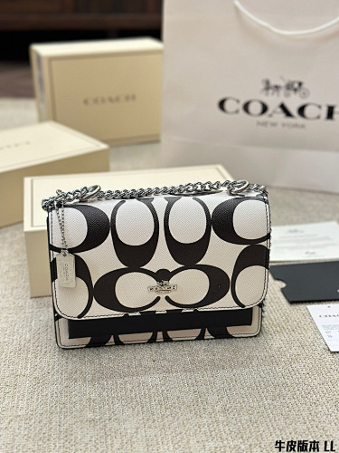 -COACH  HE7823