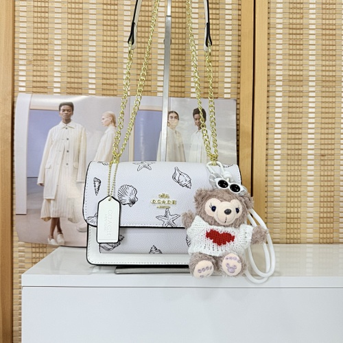 Coach HE7564