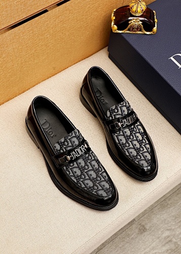 DIOR $117 ZT9253