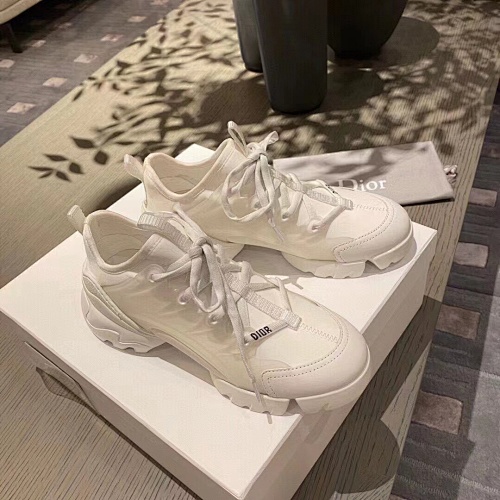 Dior  HE8000