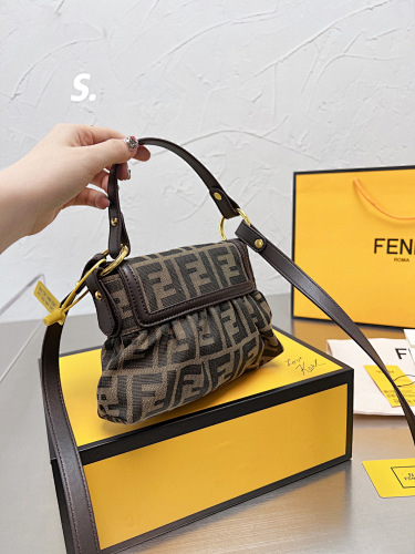 FENDI HE3003