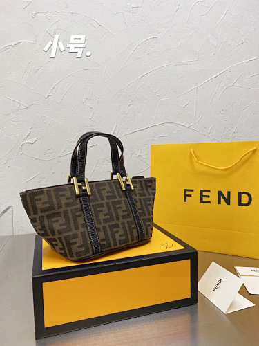 FENDI HE3000