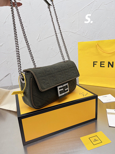 FENDI HE3016