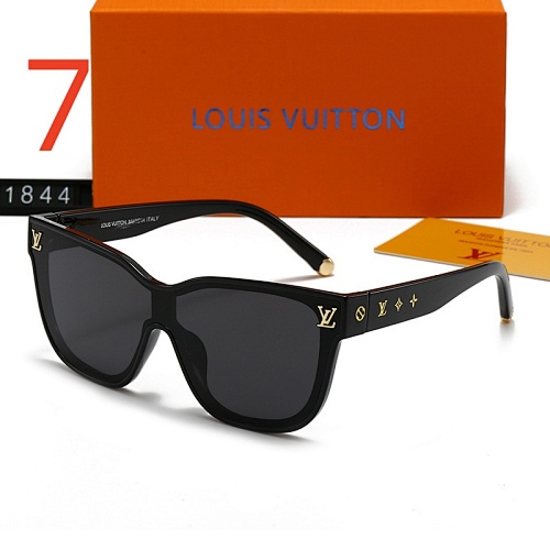 LV ZT8385
