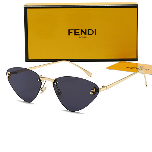 -Fendi  HE7874