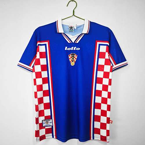 Croatia HE8154
