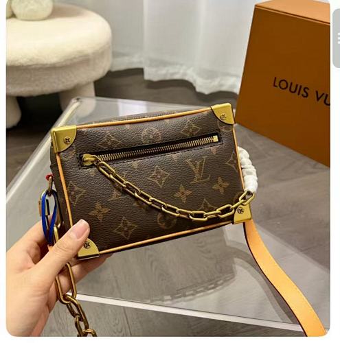 LV ZT9759
