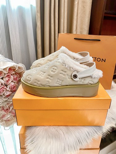 LV  HE8001