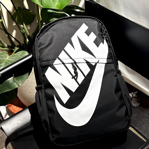 Nike HE7992