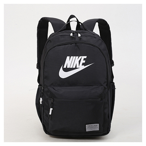 Nike HE7990