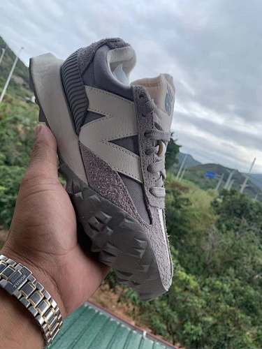 New balance HE41851