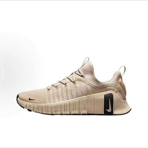 NIKE HE7100 $56.98