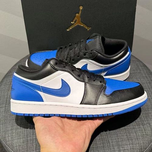 nike  HE8126