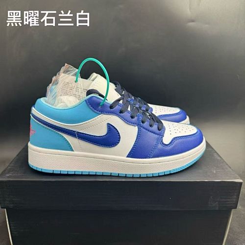 nike  HE8128