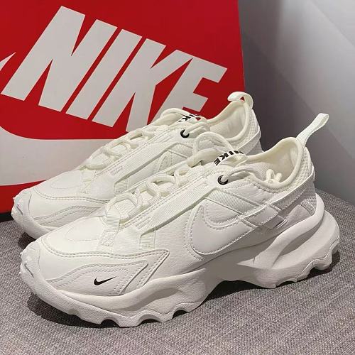 נעלי Nike ZT Chunky Sneaker