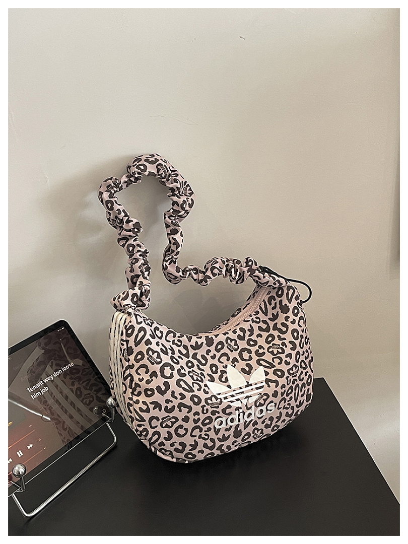 Adidas Leopard Small Shoulder Bag · EA1820 — תמונה 58