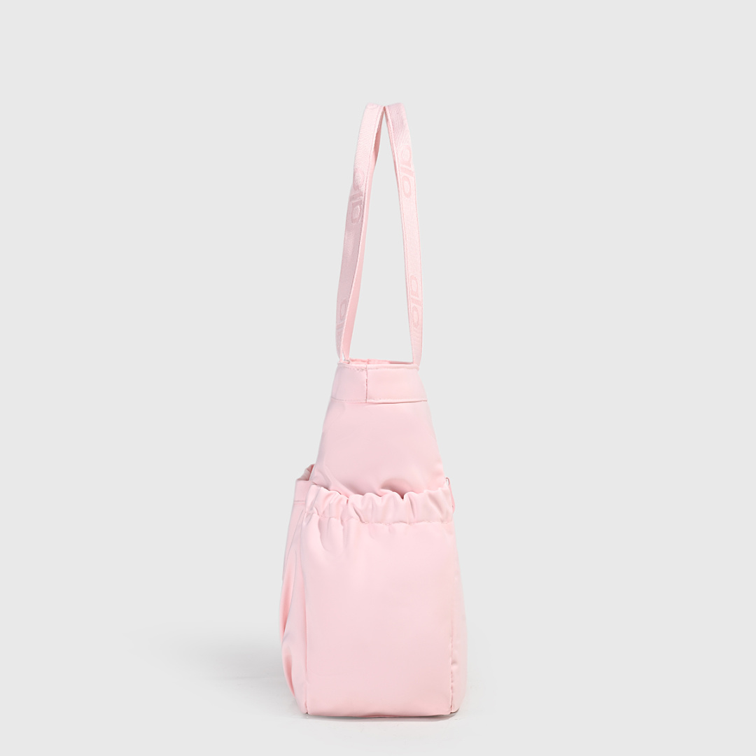 Alo Yoga Studio Utility Carryall Tote · WA15439 — תמונה 22