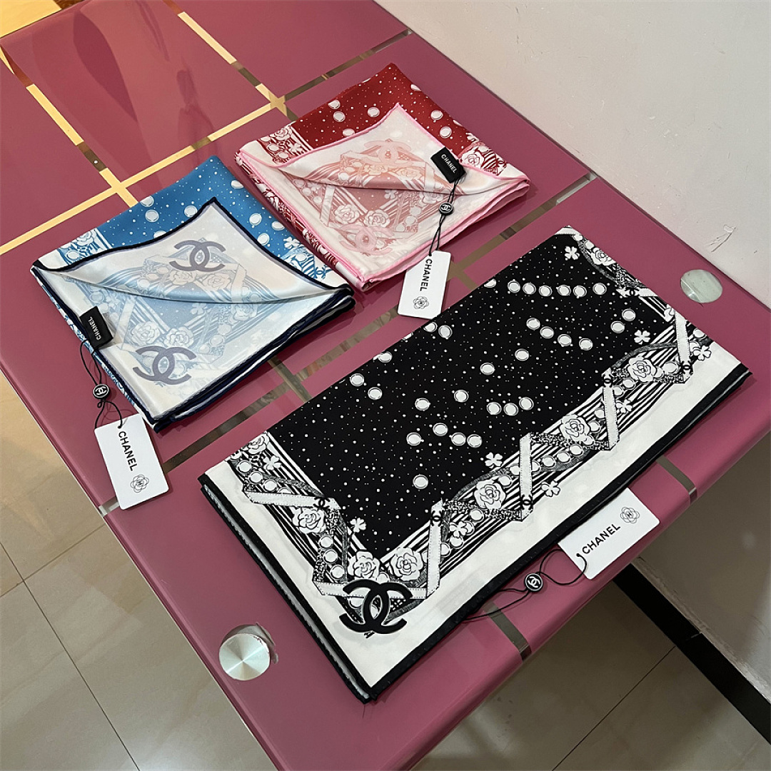 Chanel — מטפחת משי · SC39857 — תמונה 18