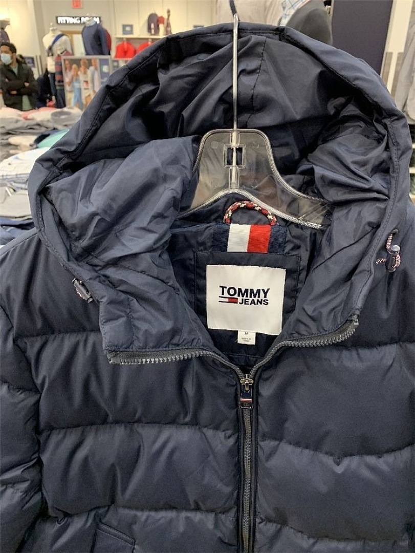 Tommy Jeans Relaxed Down Hooded Puffer Jacket · WT22958 — תמונה 4