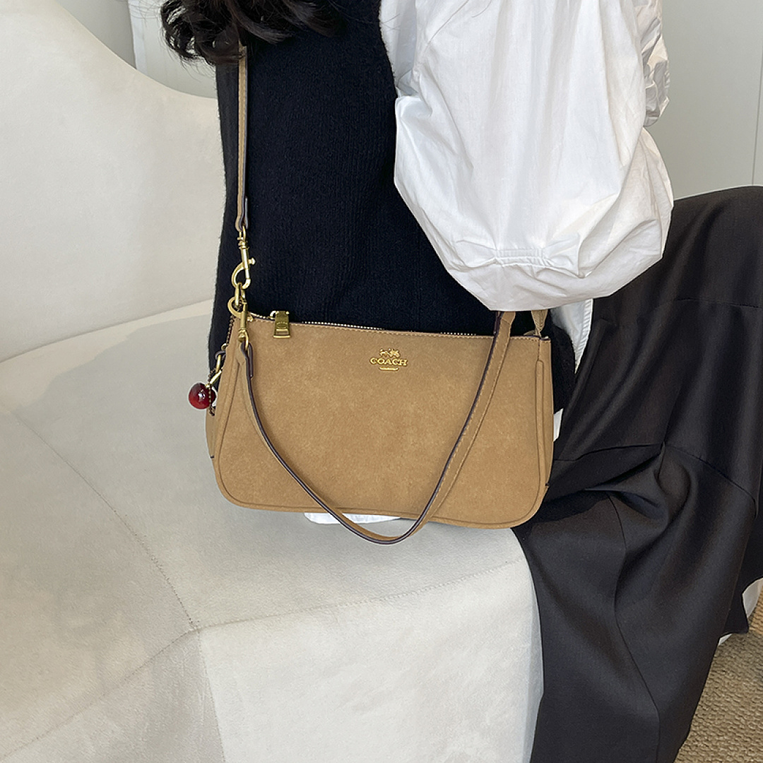 Coach Plaza Bag · EC6662 — תמונה 14