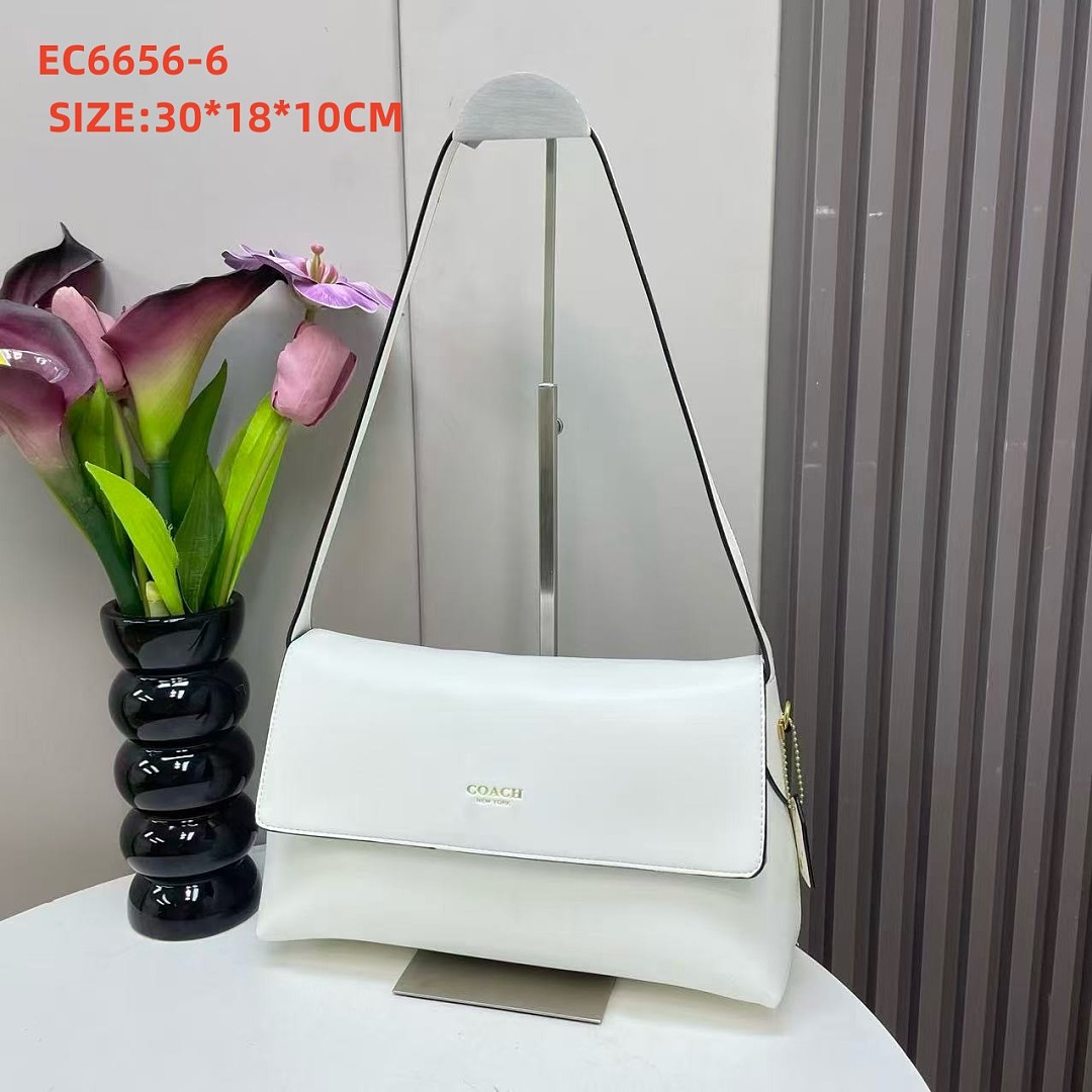 Coach Chelsea Shoulder Bag 30 · EC6656 — תמונה 2
