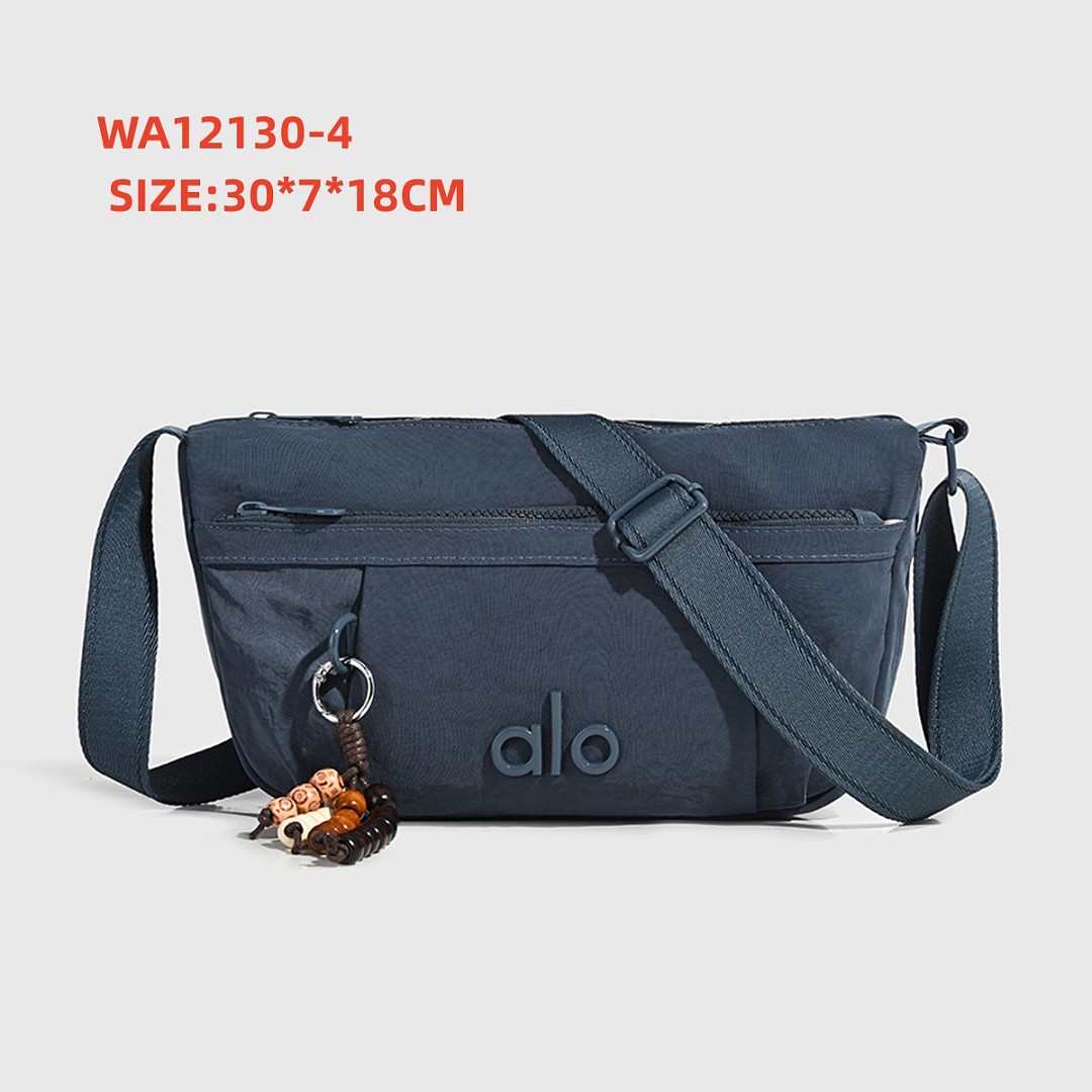 Alo Yoga Explorer Fanny Pack · WA12130 — תמונה 4
