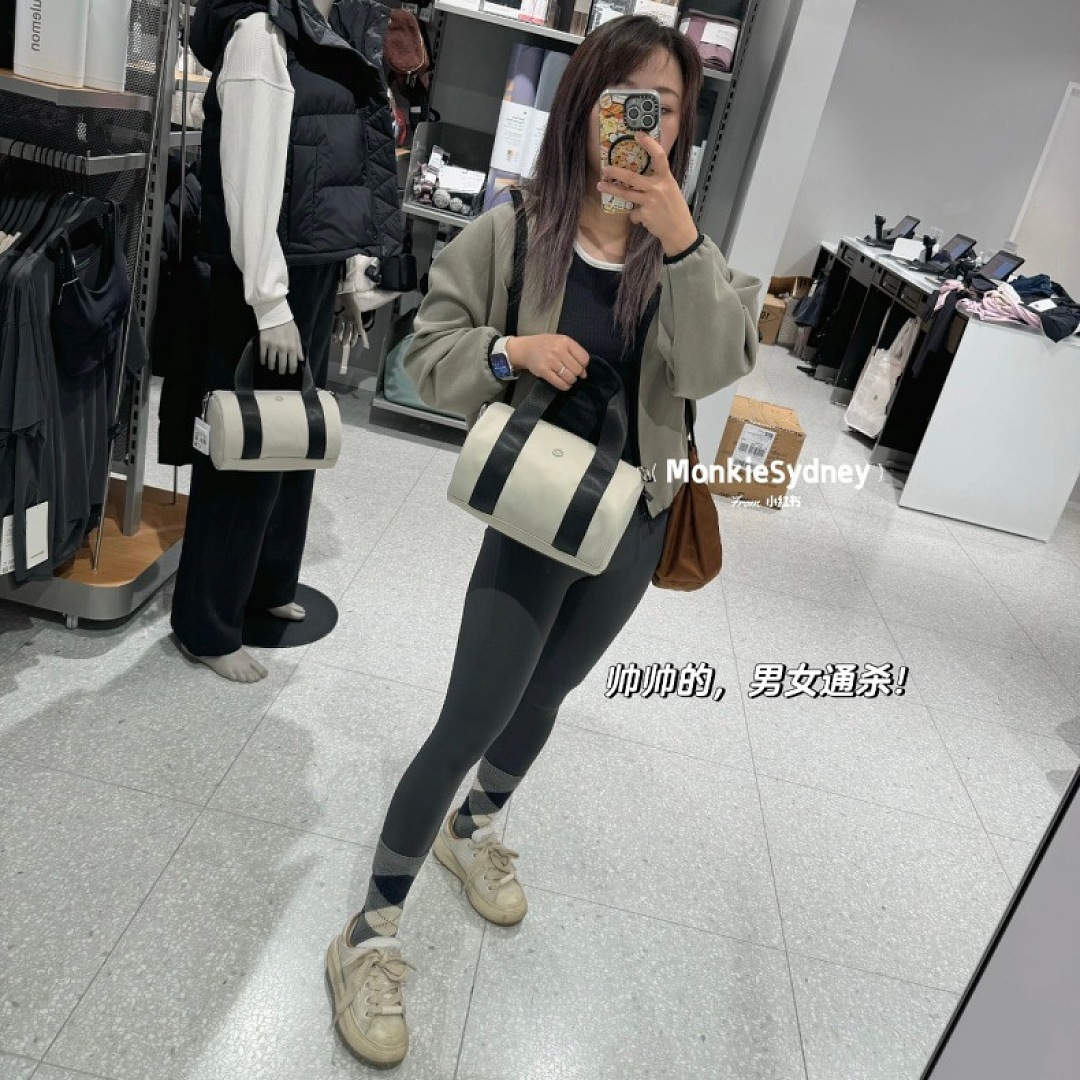 Lululemon Knit Nylon Mini Barrel Duffle · WL24151 — תמונה 18