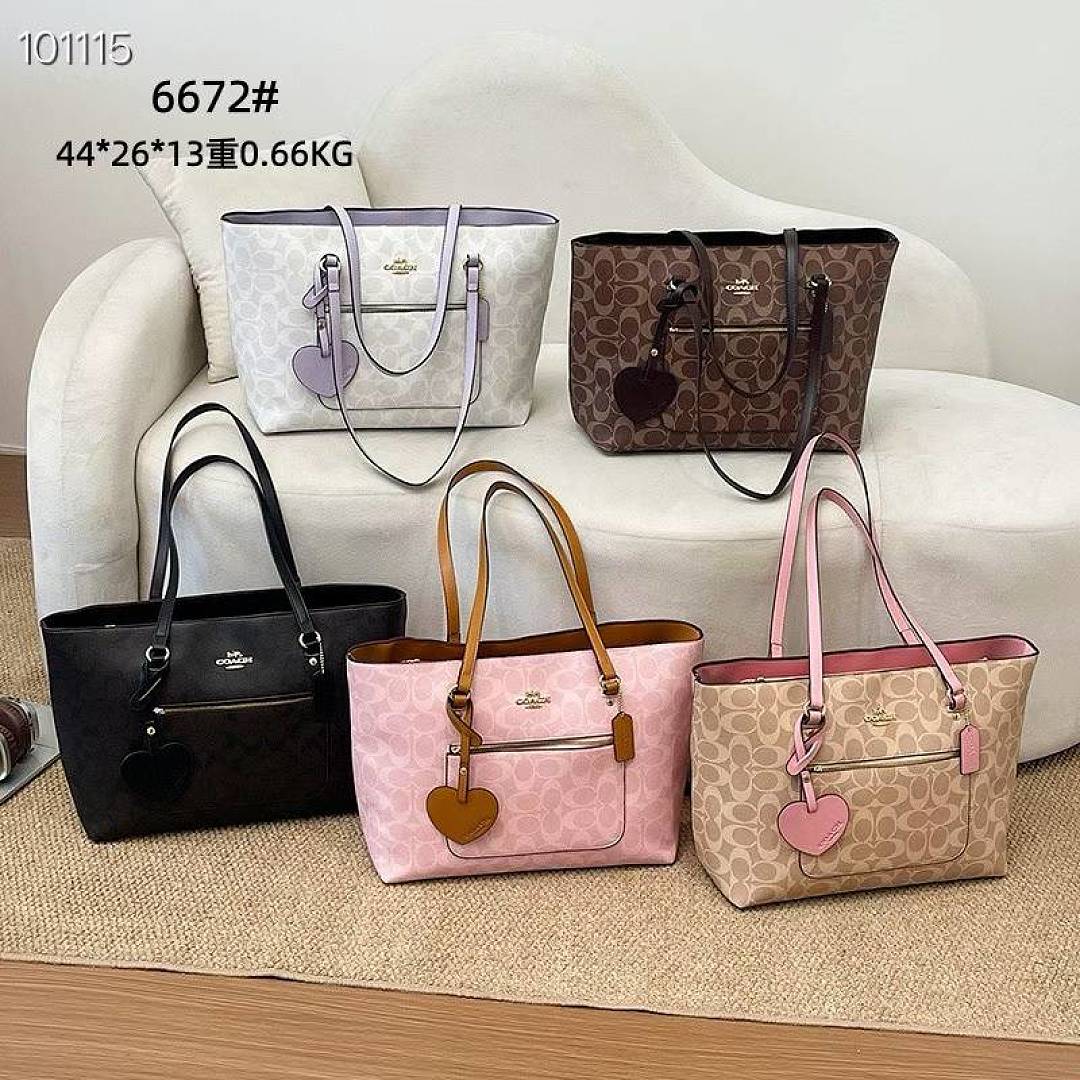 Coach Station Tote Bag · EC6672