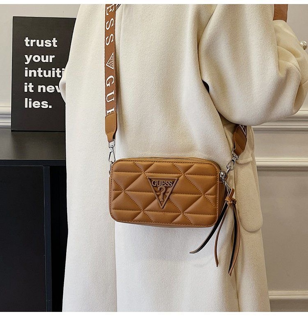 GUESS Giully · WG11709 — תמונה 25