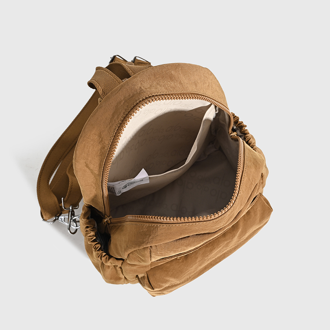 Alo Yoga Commuter Backpack · WA13238 — תמונה 15