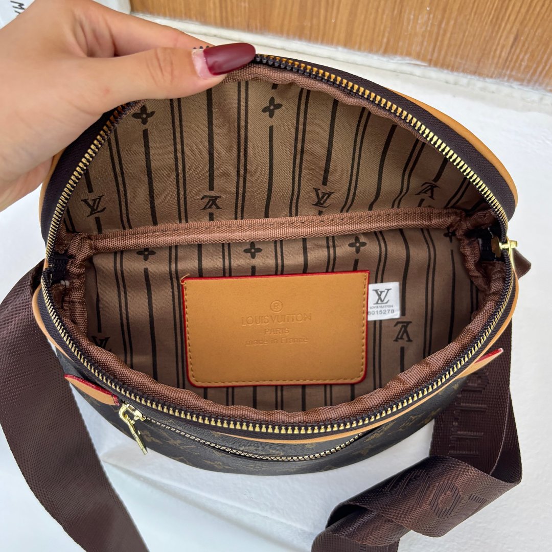 Louis Vuitton Rush Bumbag · EL5906 — תמונה 16