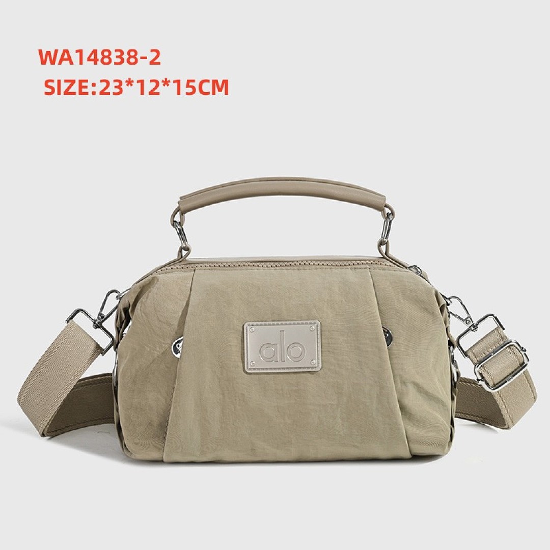 Alo Yoga — תיק כתף · WA14838
