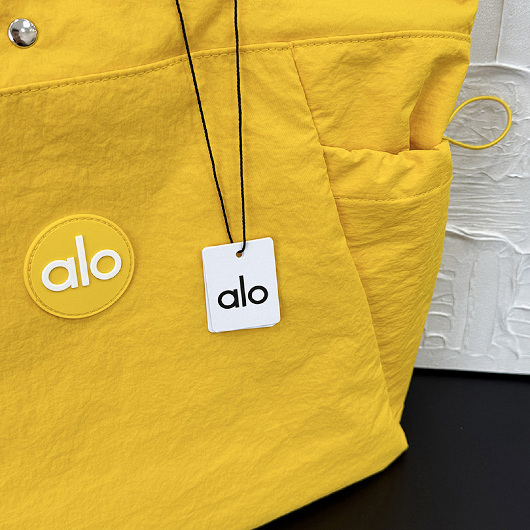 Alo Aura Universal Tote · WA57416 — תמונה 8