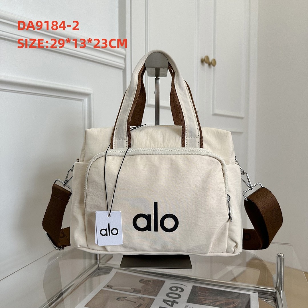 Alo Yoga Keep It Dry Fitness Bag · DA9184