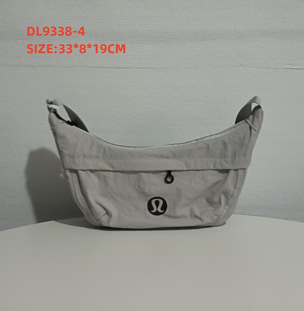 Lululemon Small Slouchy Sling Bag 3L · DL9338 — תמונה 3