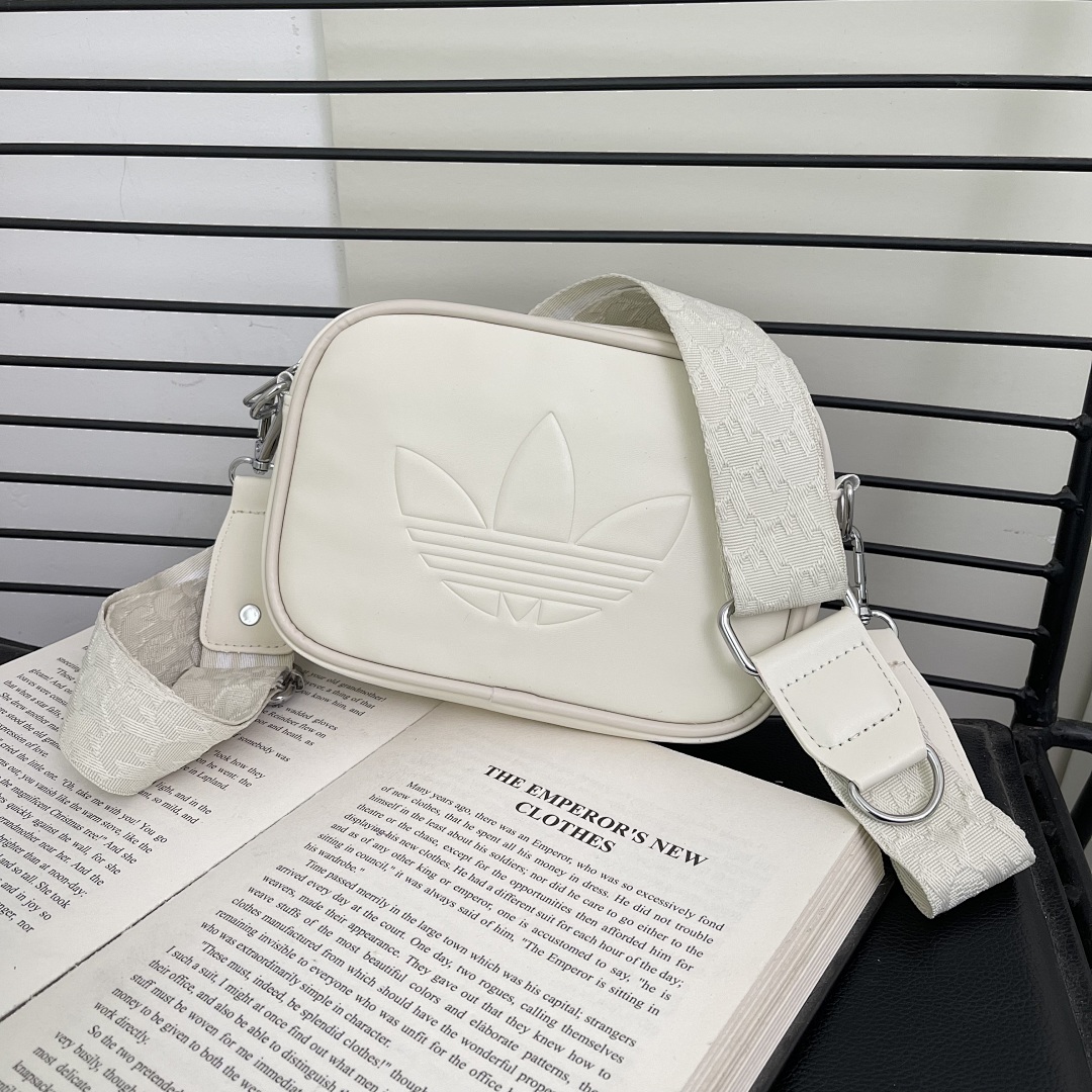 Adidas Mini Airliner · EA0673 — תמונה 4