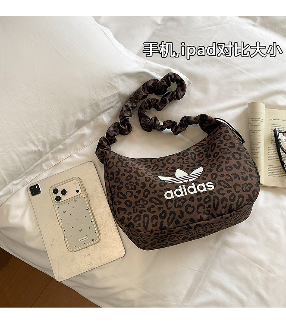 Adidas Leopard Small Shoulder Bag · EA1820 — תמונה 70