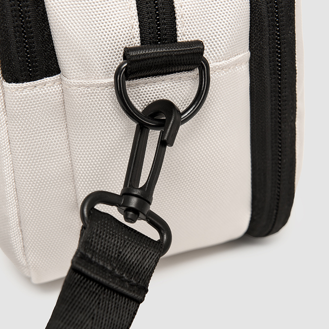 Alo Yoga Keep It Dry Fitness Bag · EA7015 — תמונה 20