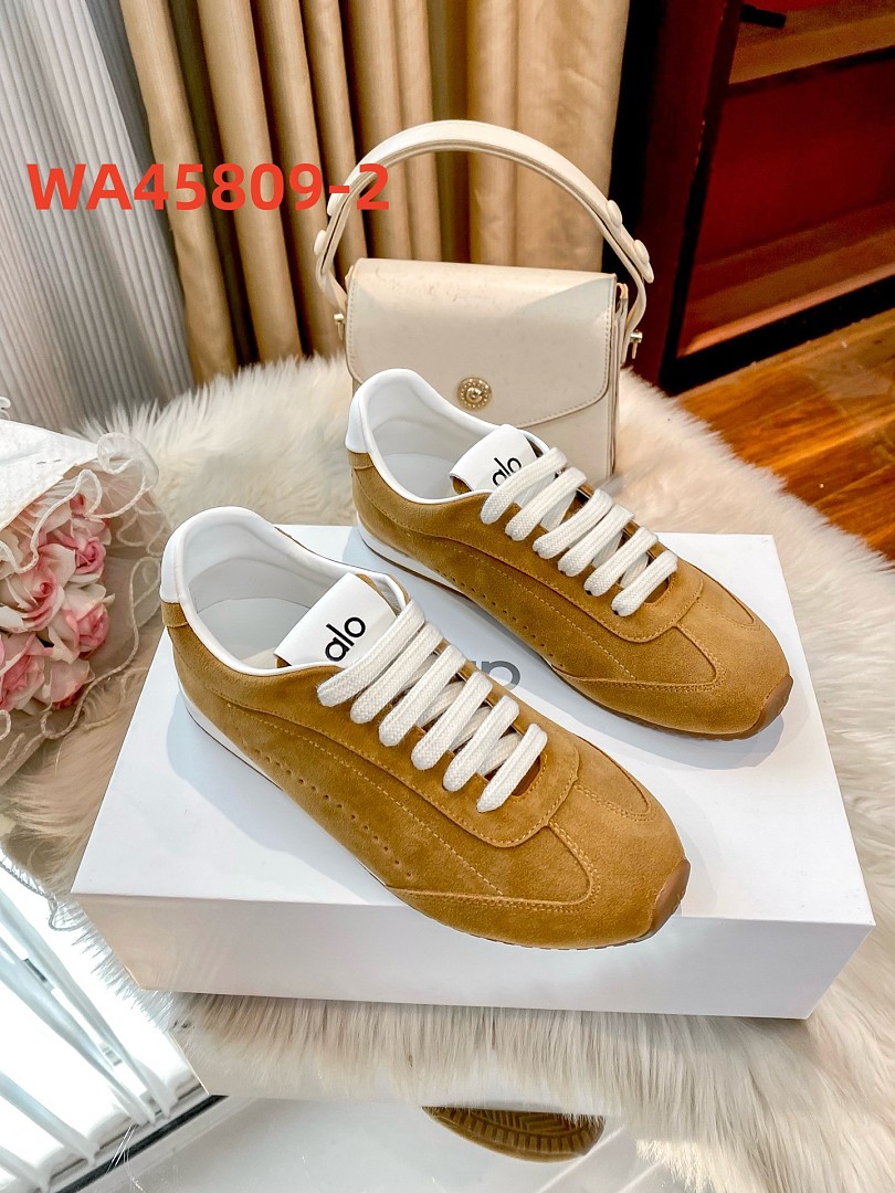 ALO Yoga Sunset Sneaker · WA45809