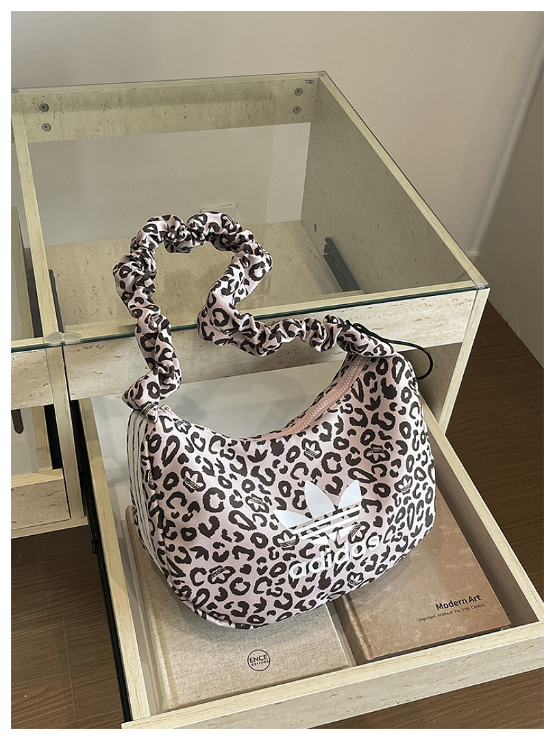Adidas Leopard Small Shoulder Bag · EA1820 — תמונה 63