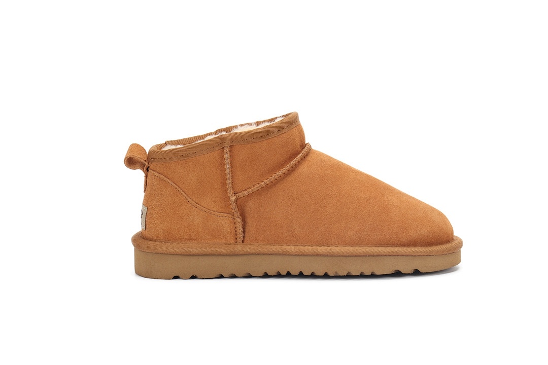 UGG Classic Ultra Mini · UU44461 — תמונה 25