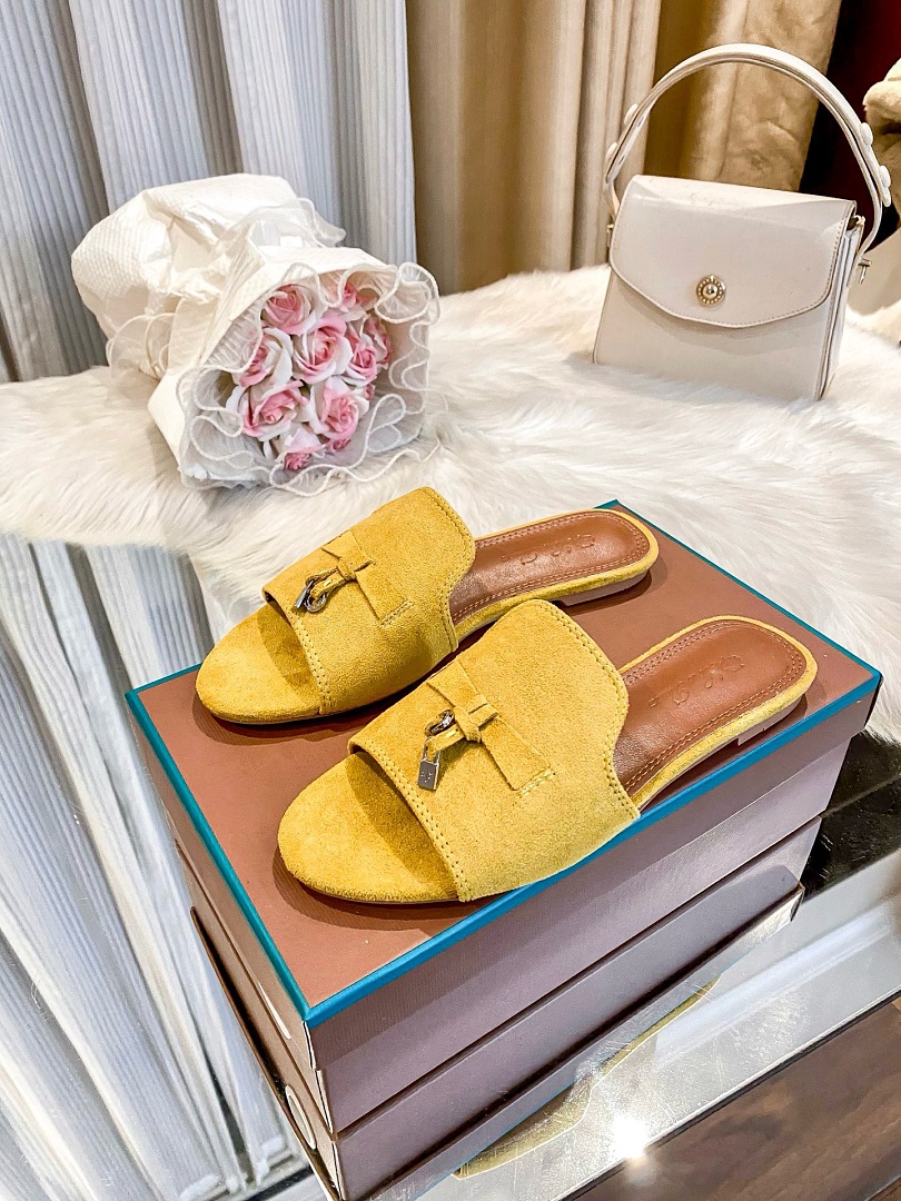 Loro Piana Summer Charms · WP95250 — תמונה 22