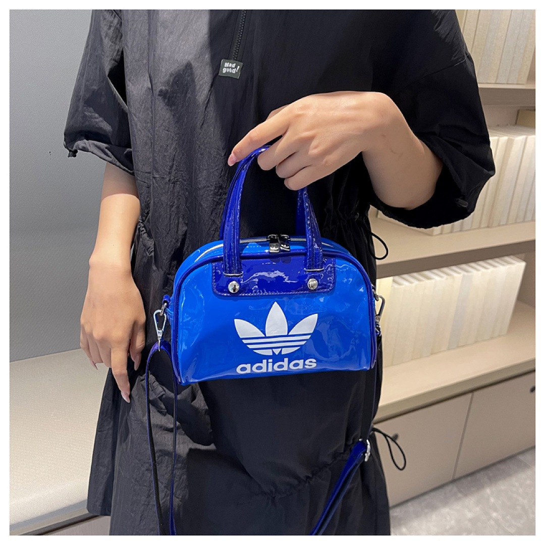 Adidas Adicolor Mini Bowling Bag · EA73628 — תמונה 13