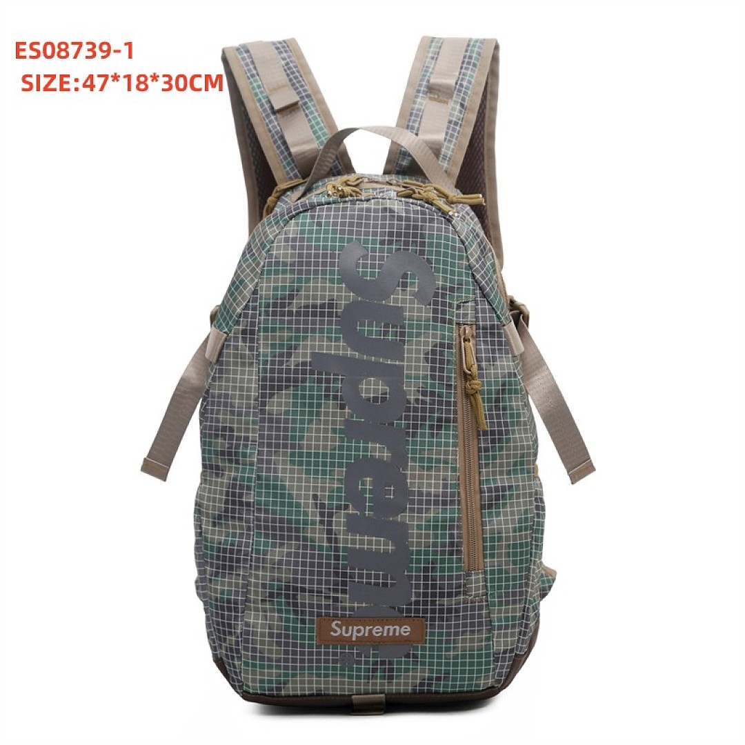 Supreme Backpack Woodland Camo · ES08739