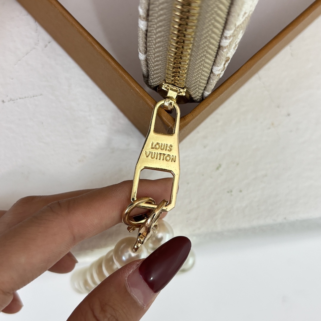 Louis Vuitton Zippy Wallet Monogram Denim · EL52527 — תמונה 33