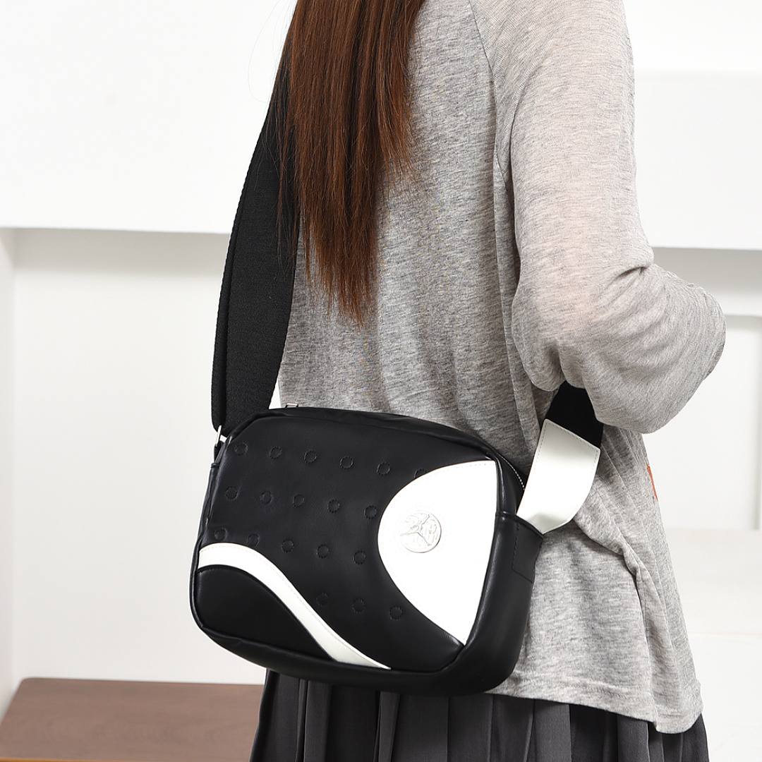 Jordan AJ13 Messenger Bag · EJ35339 — תמונה 32