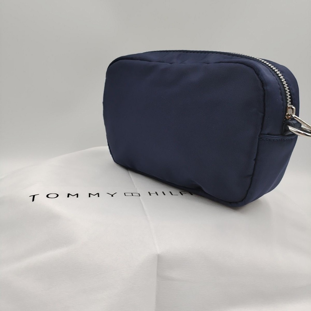 Tommy Hilfiger Logo Tape Strap Camera Bag · WT17693 — תמונה 11