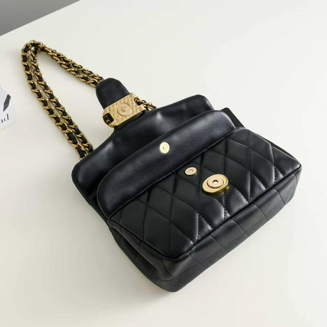 Coach Tabby Shoulder Bag · KC5671 — תמונה 11
