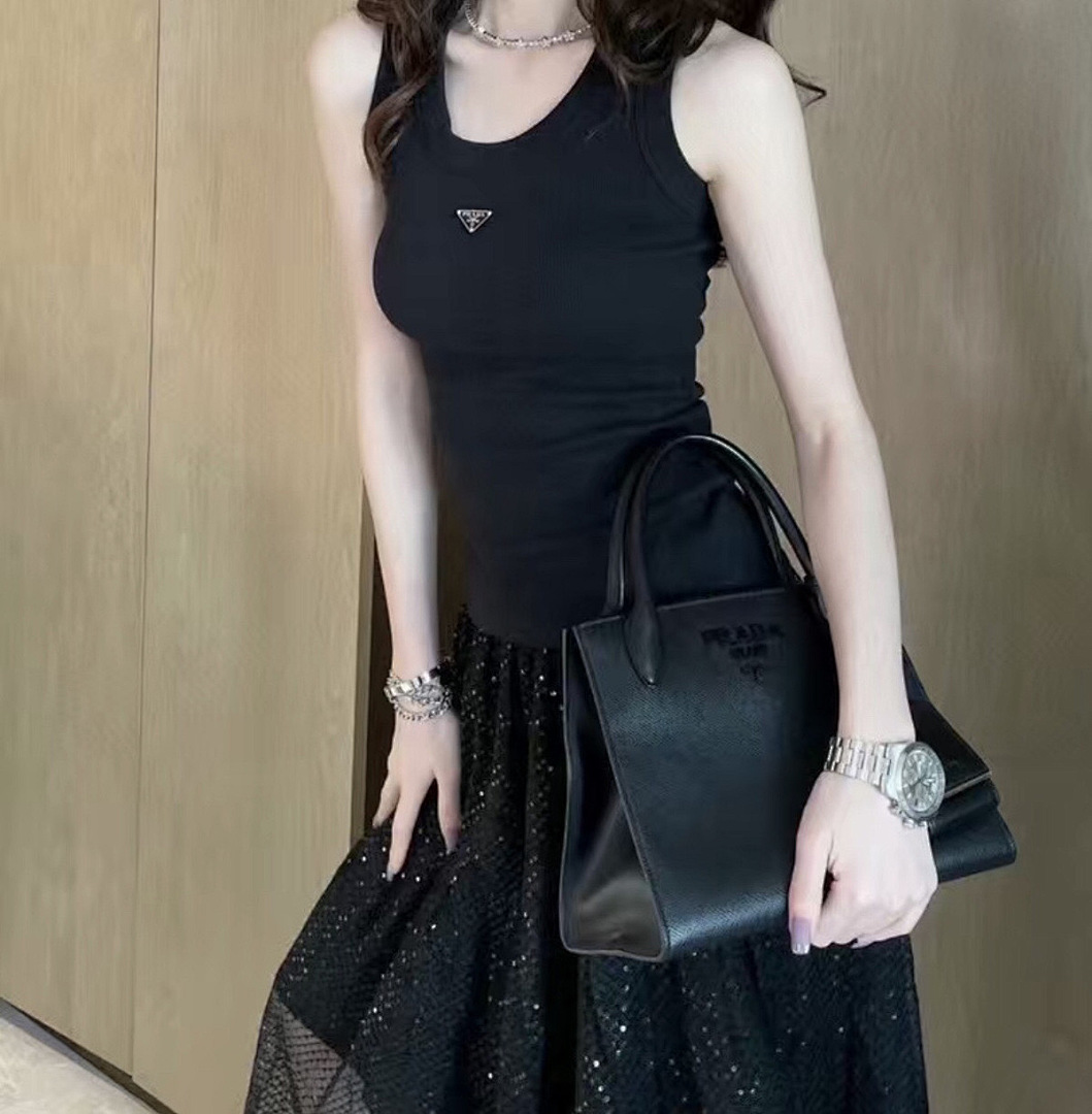 Prada Ribbed Knit Jersey Tank Top · WP26333 — תמונה 10